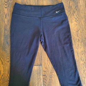 Nike Crop Leggings